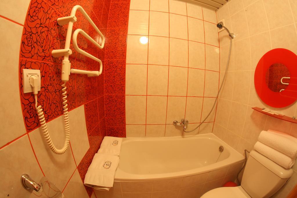 Tvirtove * Vilnius